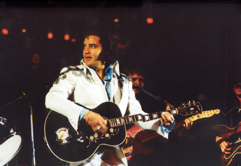 elvis74guitar.jpg
